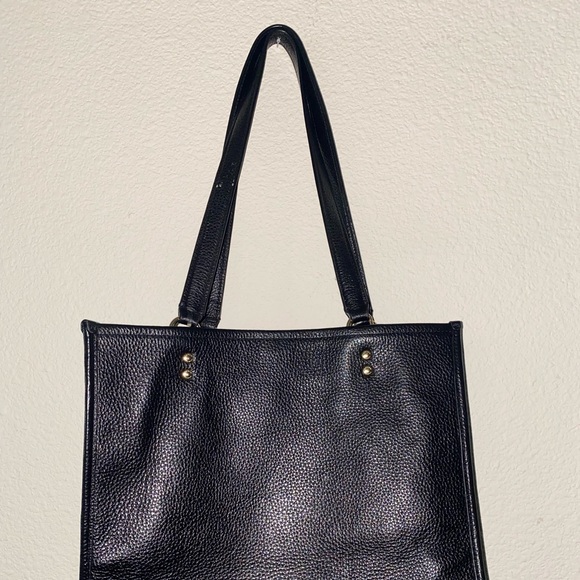 Black leather Coach bag - Picture 2 of 9